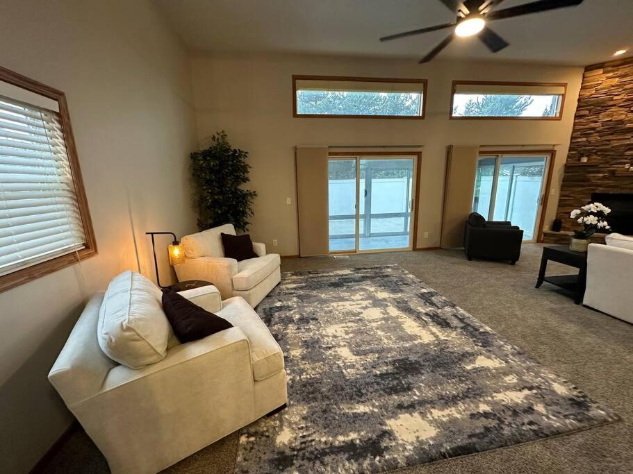 Inviting 3 Bed 2.5 Bath Townhome In Wadsworth Ngoại thất bức ảnh